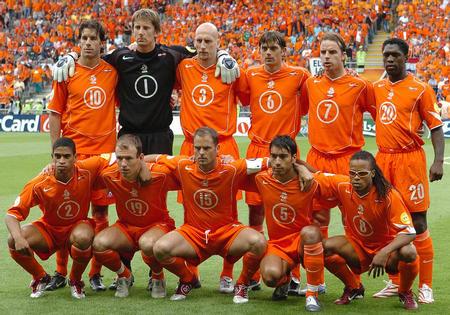 1996年欧洲杯荷兰阵容（1996欧洲杯英格兰荷兰）