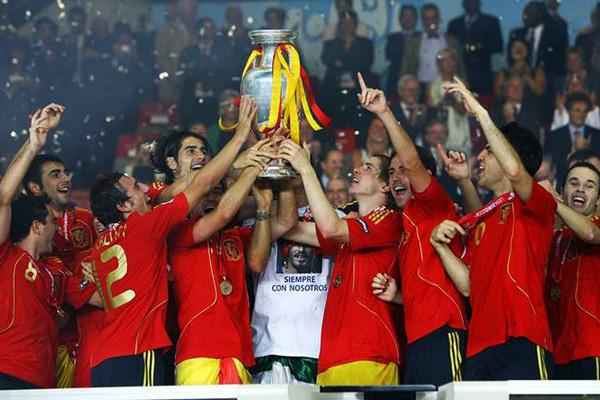 08年西班牙欧洲杯队长（西班牙2008年欧洲杯阵容）